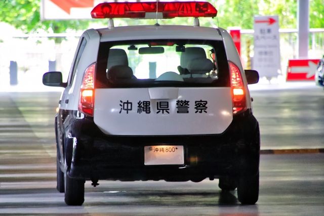 【沖縄】数年前から性行為の目撃情報相次ぐ海岸　全裸で50代男性と性行為した容疑　24歳男を現行犯逮捕　南城市